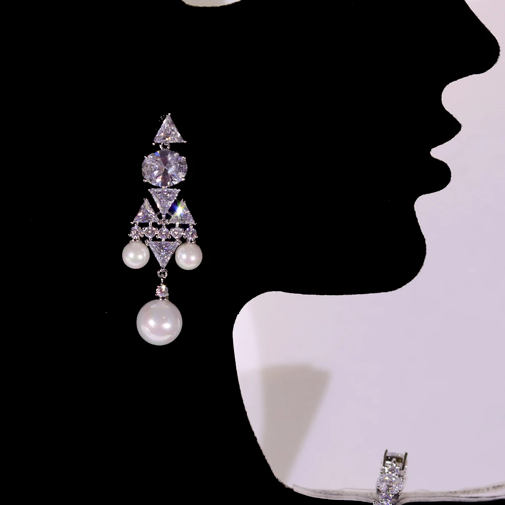 Женский белый кубический цирконий