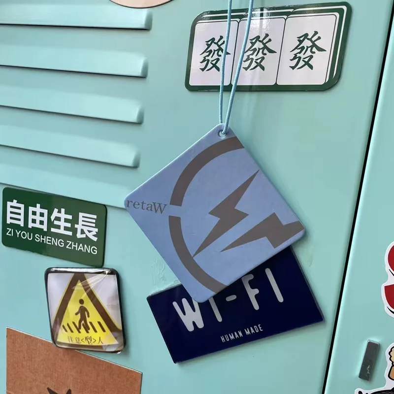 

Lightning Tide Brand Couple Scents Lightning LOGO Limited Aromatherapy Car Hanging Scents