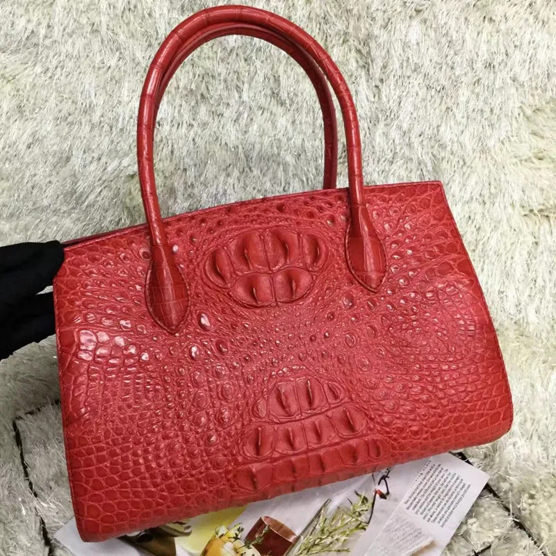 Рисунок 6 - Классическая большая женская сумка