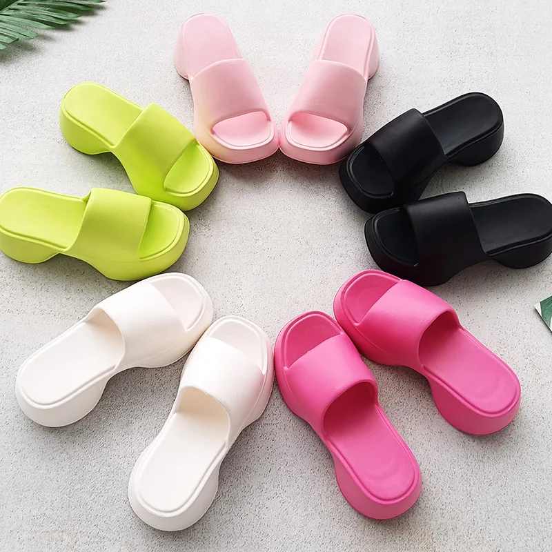 

Летние женские пляжные тапочки, модные однотонные сандалии, уличные и комнатные Нескользящие новые дизайнерские женские босоножки на толстой платформе