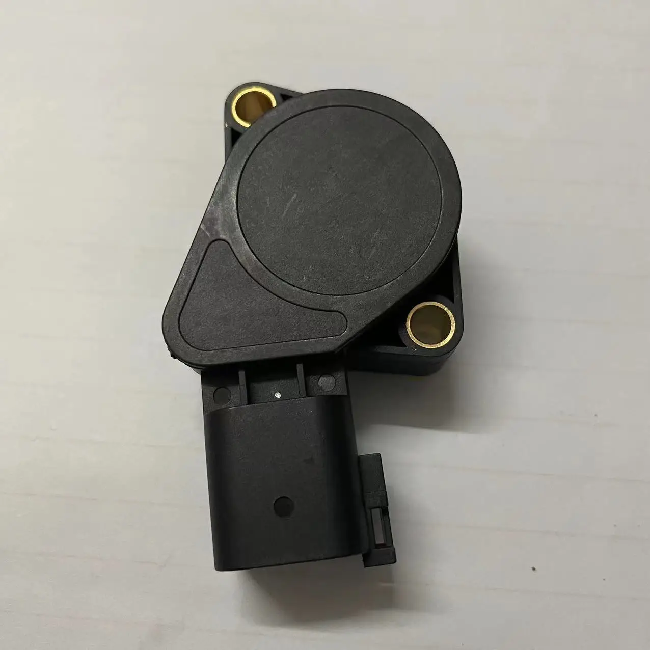 

P00012 Sensor, Accelerator Pedal Position For Vol-vo FM FH FE Series Truck Rena-ult Premium 85109590 21116877 5010480815
