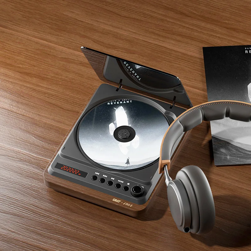 

CD-плеер в стиле ретро с поддержкой Bluetooth и ИК-пультом ДУ