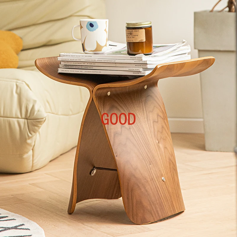 Журнальный столик для макияжа в скандинавском стиле прикроватные тумбочки