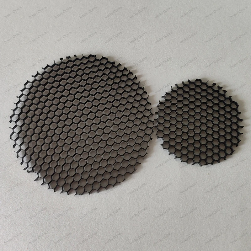 

Сотовые антибликовые LED прожекторы VBNM 23-65 мм