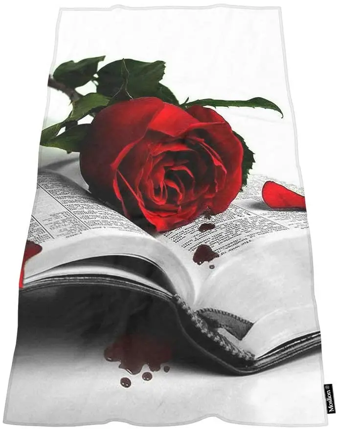 

Мягкие банные полотенца Red Rose On Book, удобное полотенце для купания/пляжа/кемпинга для женщин, мужчин, девочек, мальчиков, большого размера