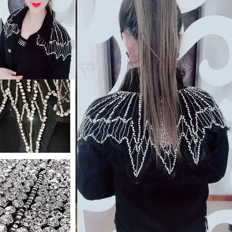 

Модная черная джинсовая куртка с бусинами для женщин, новинка 2023, весеннее дамское джинсовое пальто, женские куртки, короткая облегающая верхняя одежда