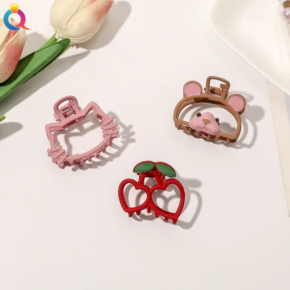 

Sanrios Metal Hair Clip Claw Pink Hair Claw for Women Girls Fashion Clamps Bear Hair Crab Headwear Gift Accessories