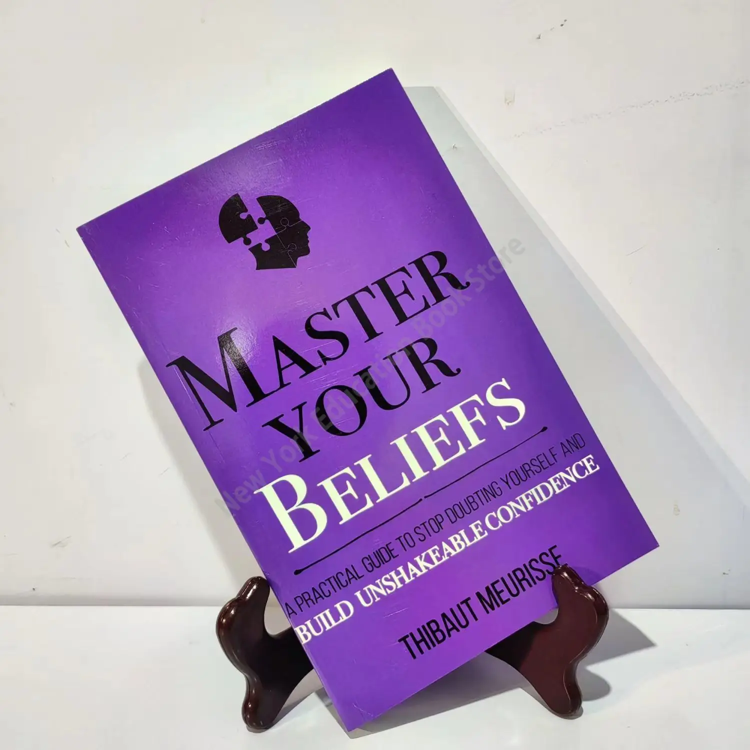 

Master Your Beliefs Stop Doubting Yourself and Build Unshakable Confidence: Psychology Book in English,Philosophy