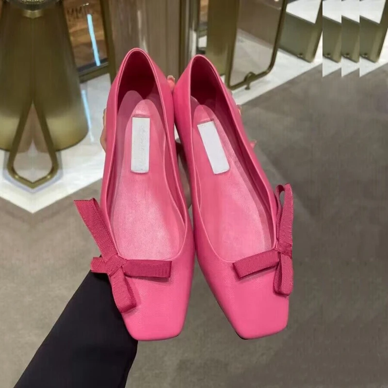 

Women's Shoes New 2023 Popular Fashion Style Versatile Summer Women's Earth Petal Fine Flash Flat Sole Single Shoe