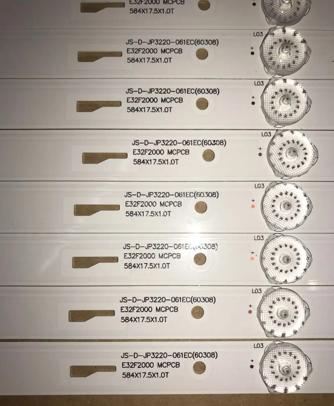 20pcs/with double glue New and original quality For  LED Backlight Strip JS-D-JP3220-061EC XS-D-JP3220-061EC E32F2000 MCPCB