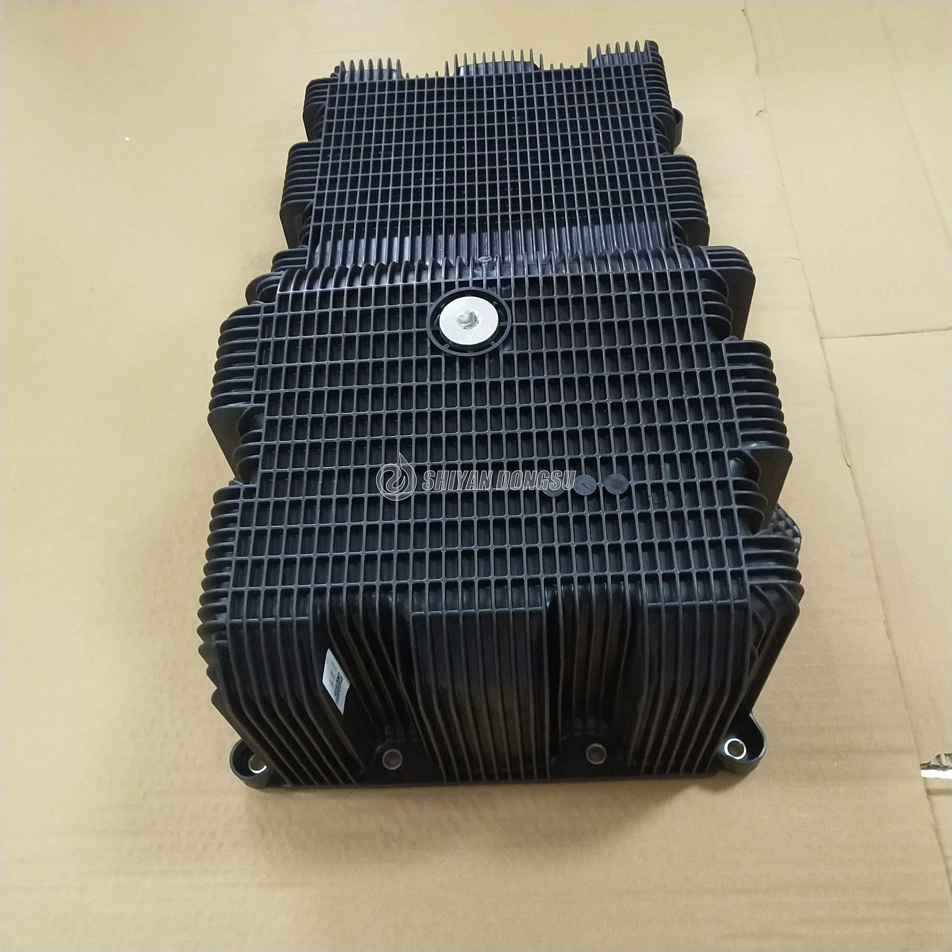 

Original ISF2.8 ISF3.8 diesel engine oil pan 5308716