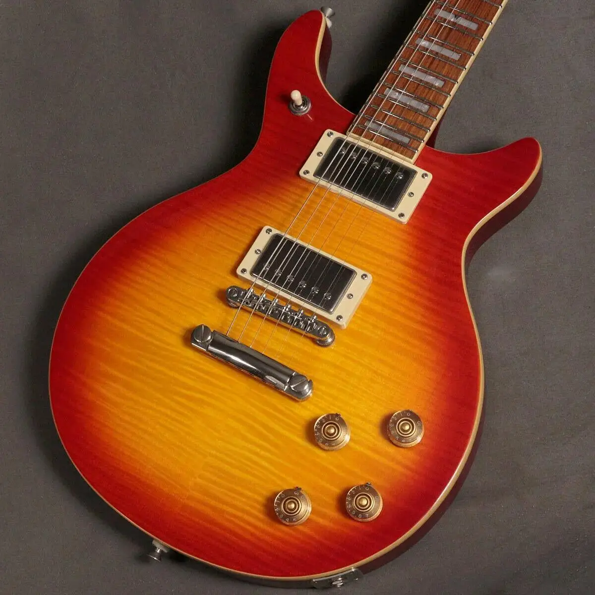 

Factory Customization New Faded Cherry Sunshine Electric Guitar High-quality