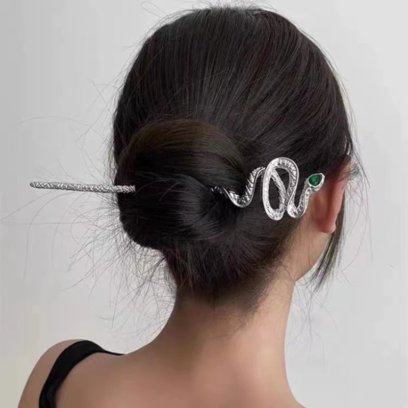 

Retro Snake Hair Sticks Hairwear Chinese Vintage Animal Disk Hairsticks Hair Chopsticks Hairpins Women Fashion Hair Accessories