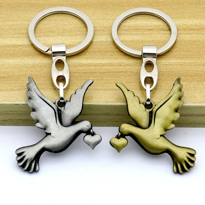 

Big Peace Dove Heart Pendant Keychains Holder for Bag Key Catholic Christian Jesus Key Chains Keyrings Holy Religious Jewelry