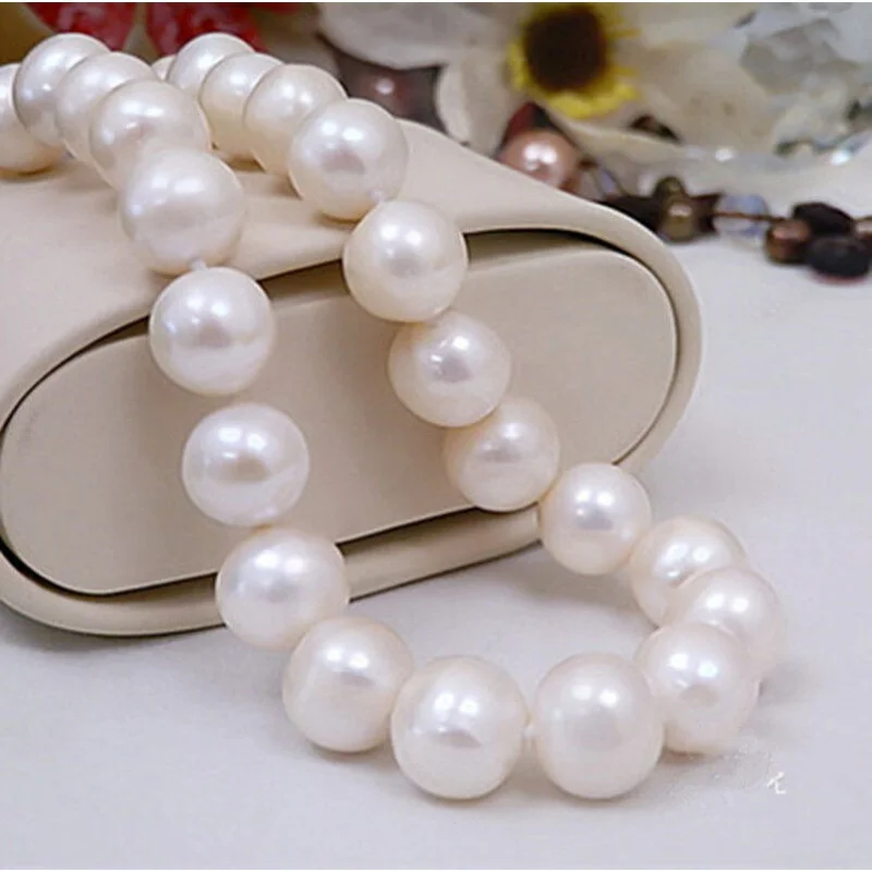 

Real Huge AAA 11-12MM Natural White Freshwater Cultured Pearl Necklace 18'' AAA