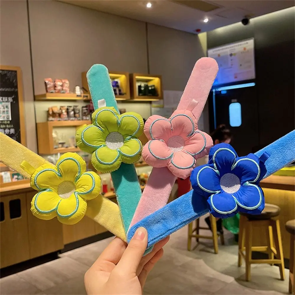 

Strawberry Radish Clap Circle Toy Girly Bracelet Wrist Decoration Plush Wristband Cartoon Plush Flower Plush Slap Bracelet