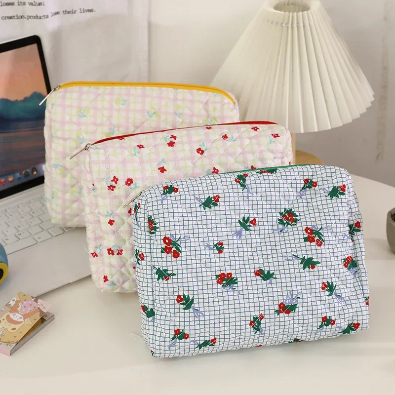 

Large Capacity Kawaii Japanese Floral Travel Cosmetic Lipstick Storage Bag Girls Makeup Handbags Pencil Case Organizer Pouch Bag