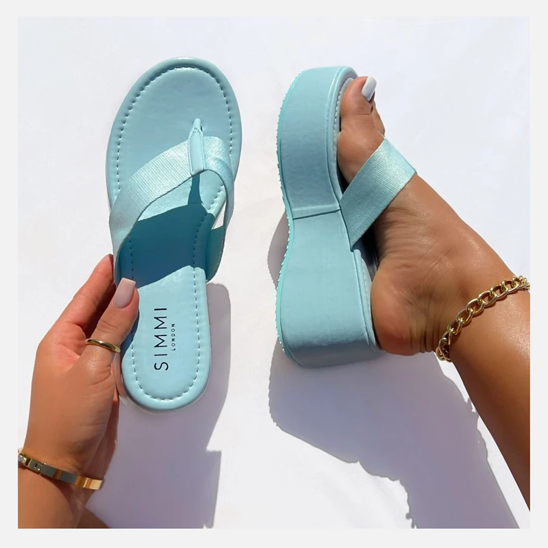 

2022 New Summer Ladies Slippers Flip-Flops Beach Wear Beach Temperament Thick Bottom Wedge Heel Women's Slippers Slippers Women