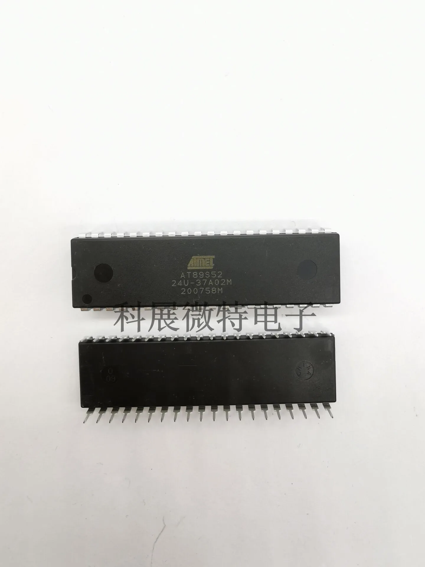 

Оригинальный встроенный чип AT89S52-24PU DIP-40, Новинка