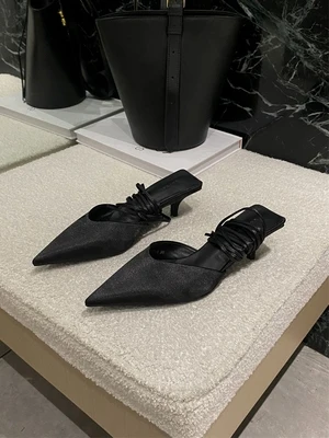 Pure Color Ribbon Winding Summer Shoes European and American Newest Style Thin High Heel Pointed Toe Fashion Show Woman Sandals