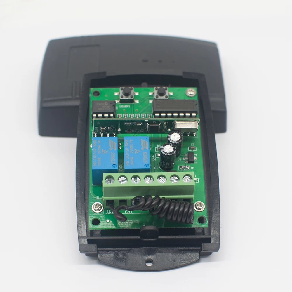 

Универсальный двухканальный радиочастотный переключатель для 433 МГц 433,92 МГц непрерывного кода/фиксированного кода/пульта дистанционного управления непрерывно изменяющимся кодом