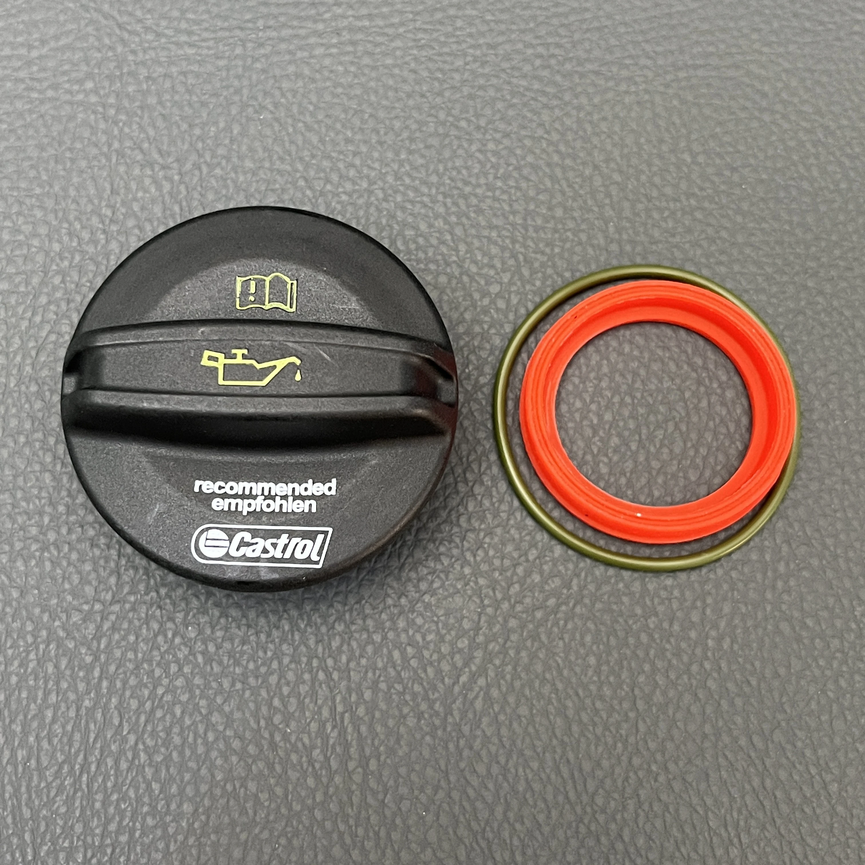 

EA888 Крышка Масляного двигателя третьего поколения 06G103485 для VW Passat B8L Golf 7 MK7 Touran L A4L Q5 A3 1.8TSI 2.0TSI 06G 103 485