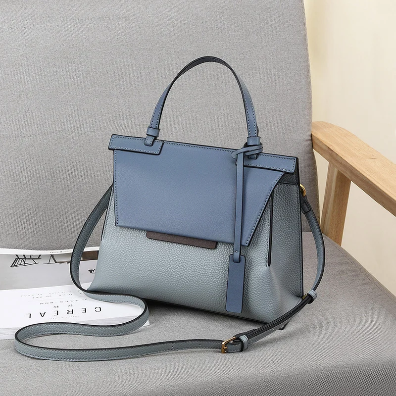2022 new fashion leather large capacity one shoulder handbag texture messenger women's bag，Hand bags, small armpit saddle tote