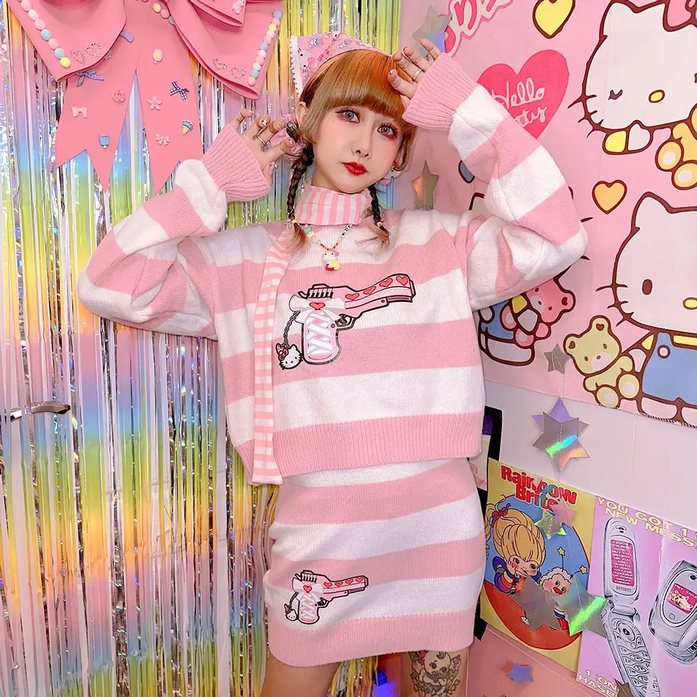 

Платье-футляр Hello Kitty оригинальный японский мягкий женский вязаный свитер в полоску с пистолетным принтом женская сумка юбка на бедрах костюм из двух предметов