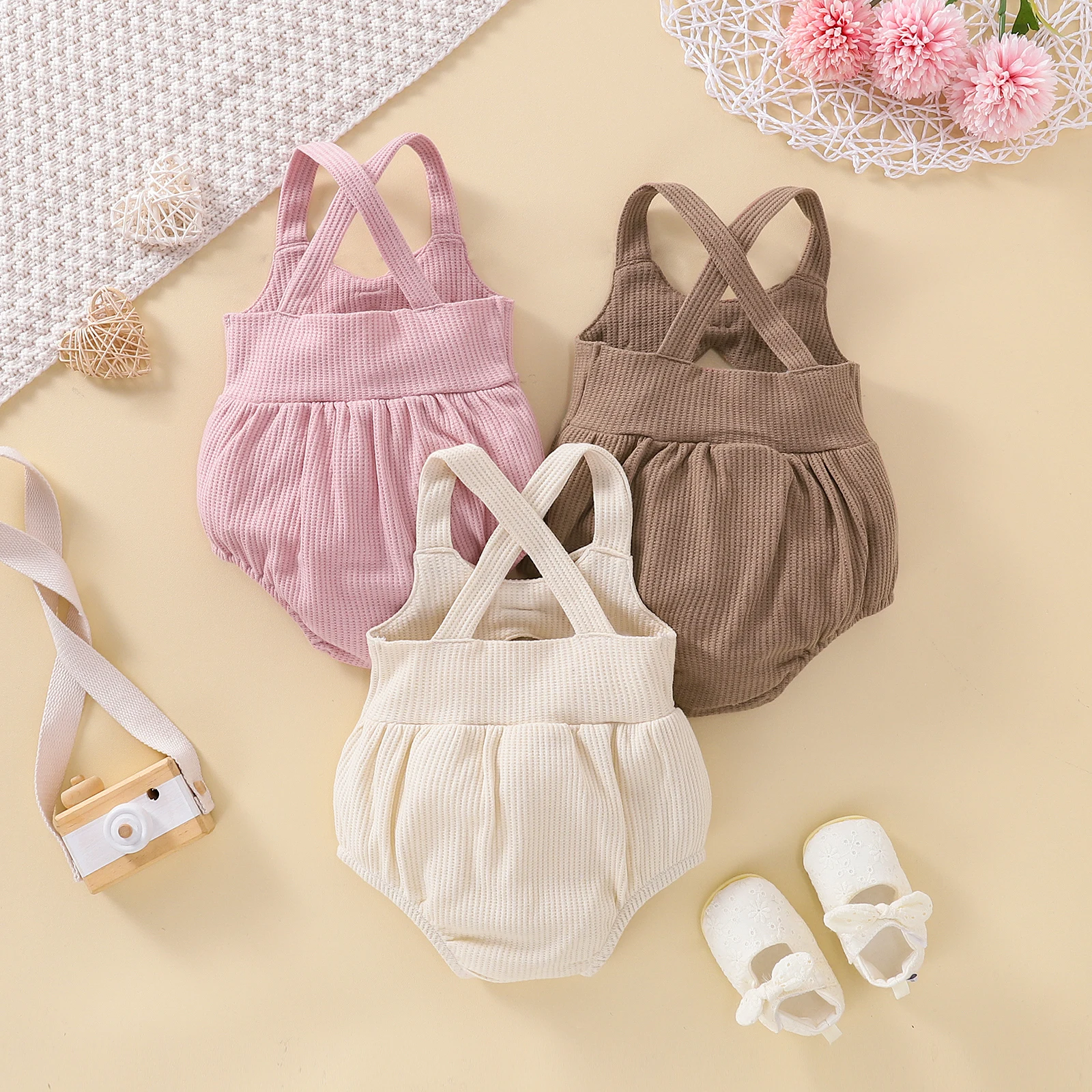 

Комбинезон на лямках для девочек 0-18 месяцев S Повседневный модный однотонный комбинезон с бантом и треугольным вырезом