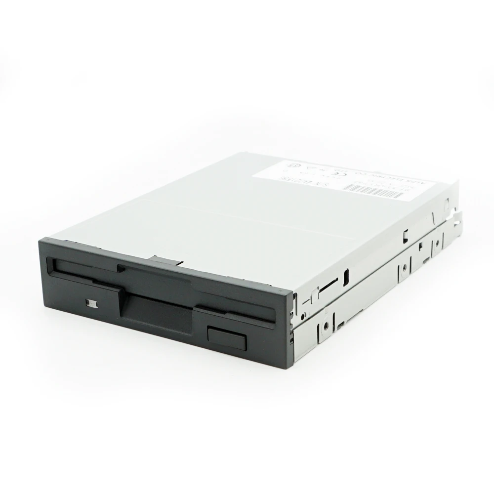 

1 00% New floppy drive 1.44 floppy disk card reader 3.5 built-in floppy drive computer case YAHAMA
