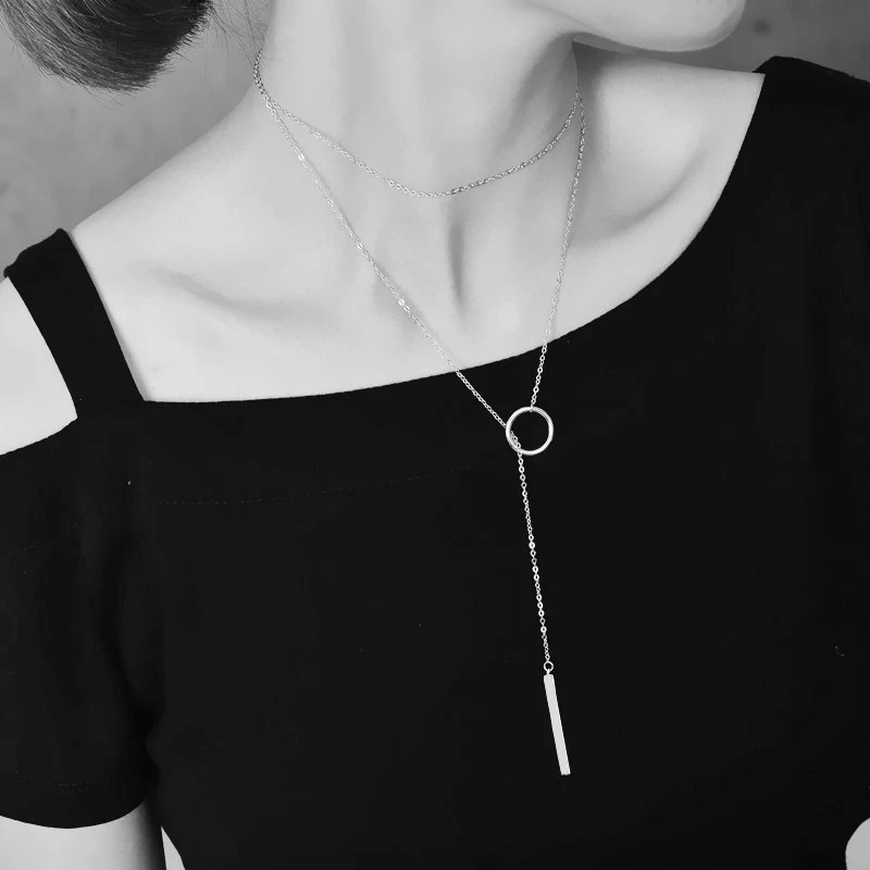 

Simple and Long Personality Spring and Summer Temperament All-match Necklace Pendant