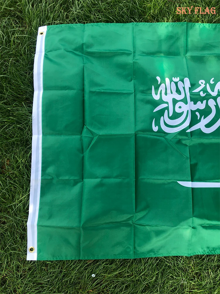 Фото SKY FLAG Флаг Саудовской Аравии 90*150 см Подвесной полиэстер Национальный флаг Саудовской Аравии Баннер для украшения №3