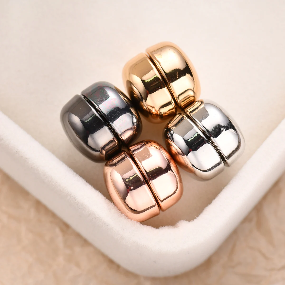 

Magnetic Buckle multi-functional ladies and men's universal buckle