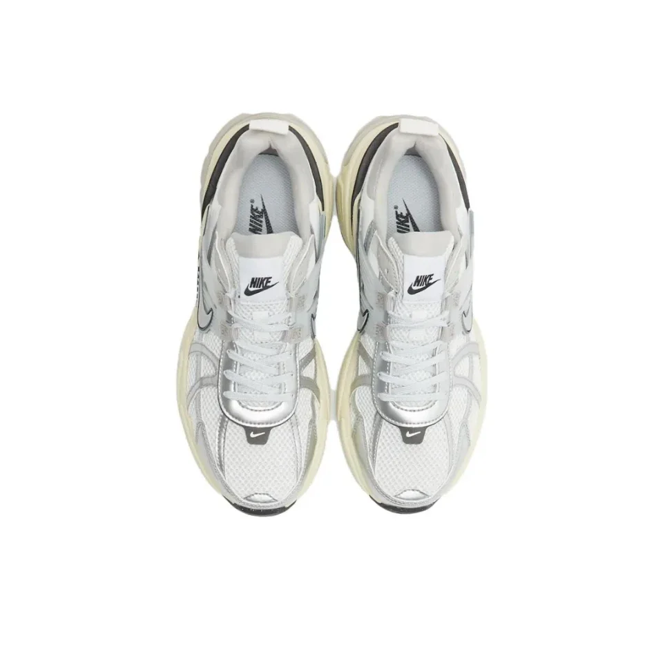 Мужские и женские кроссовки Nike V2K Run Runtekk Summit White Metallic Silver дышащие унисекс FD0736-100