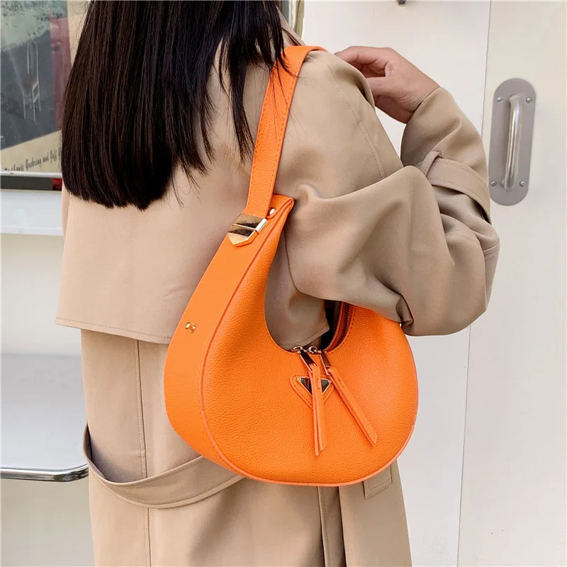 Рисунок 3 - Повседневная сумка в стиле ретро для женщин