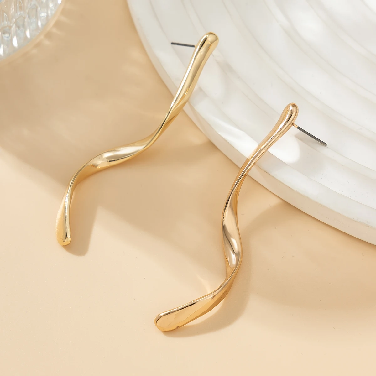 IngeSight.Z Женские металлические серьги-гвоздики в стиле панк из цинкового сплава