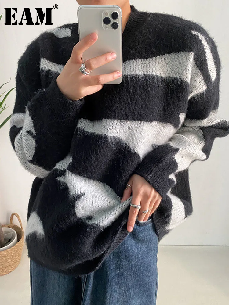 

[EAM] Striped Big Size Knitting Sweater Loose Fit Round Neck Long Sleeve Women Pullovers New Fashion Autumn Winter 2023 1DF3320