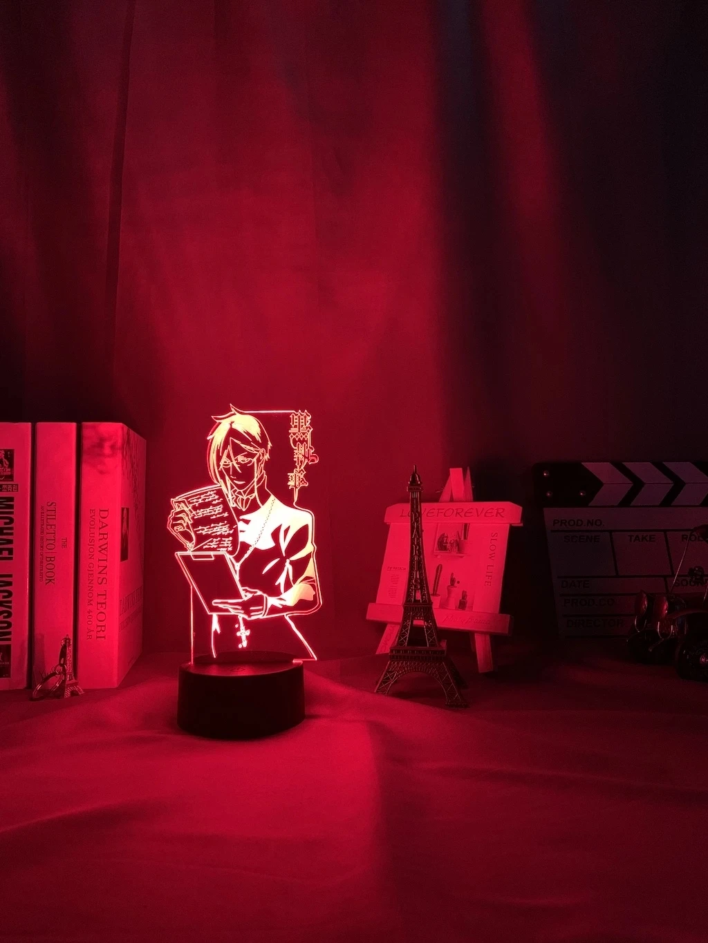 Рисунок 3 - Светильник с аниме черный Батлер