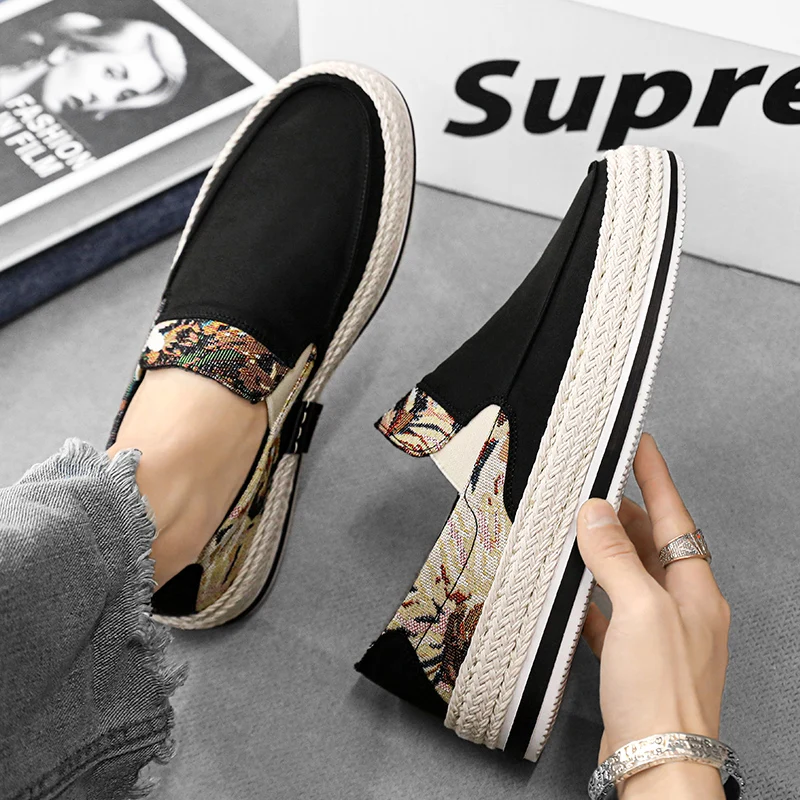 

2023 Summer new Cao bian association fisherman shoes lazy one step off cloth shoes tide men's shoes