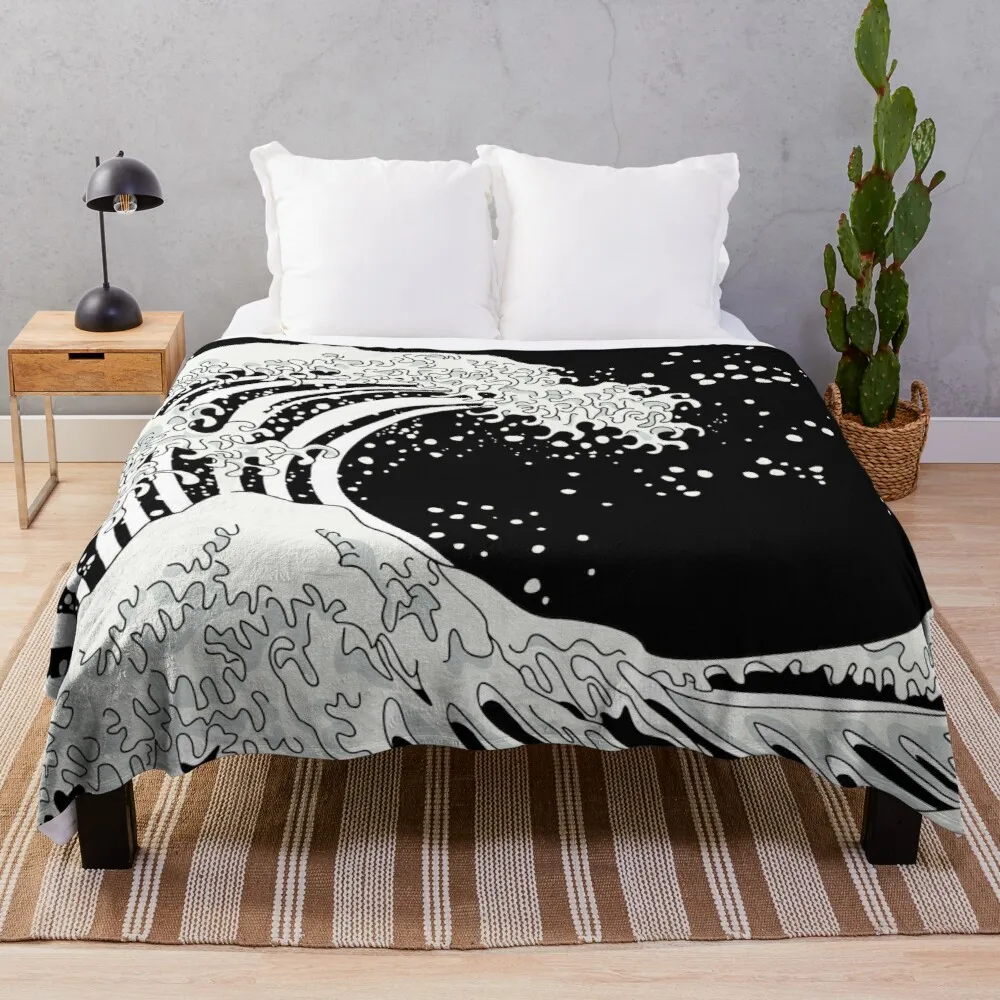 

Black And White Great Wave Fleece Soft Lash Bed Throw Blankets