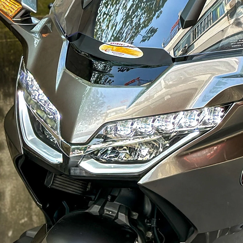 Мотоциклетные светодиодные фары в сборе OME корпус подходят для Honda Goldwing GL1800 DCT Gold
