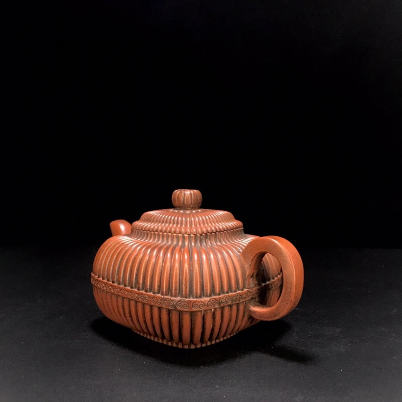 

Chinese Yixing Tea Pot Handmade Purple Clay Brocade Pattern Teapot Gu Jingzhou 400CC