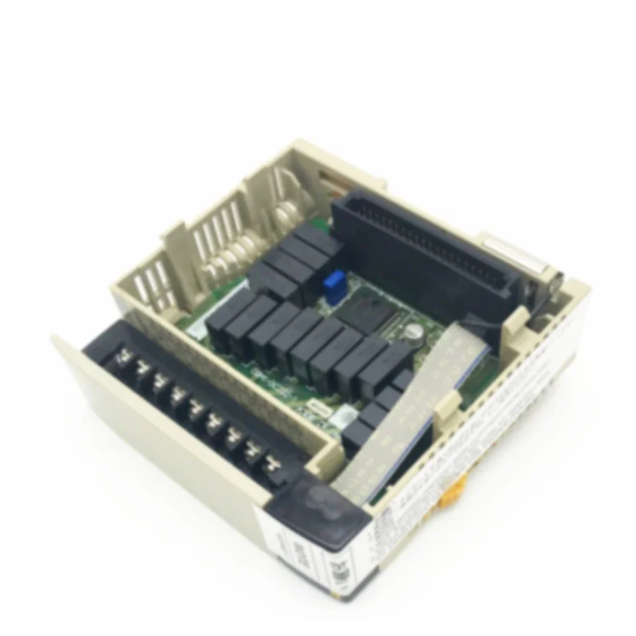 CQM1-OC222 CQM1OC222 Sysmac CQM1 PLC выходной модуль