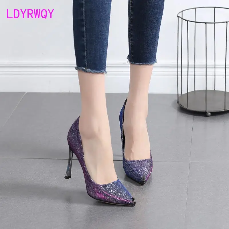 Женские туфли с закрытым носком универсальные черные на высоком каблуке-шпильке