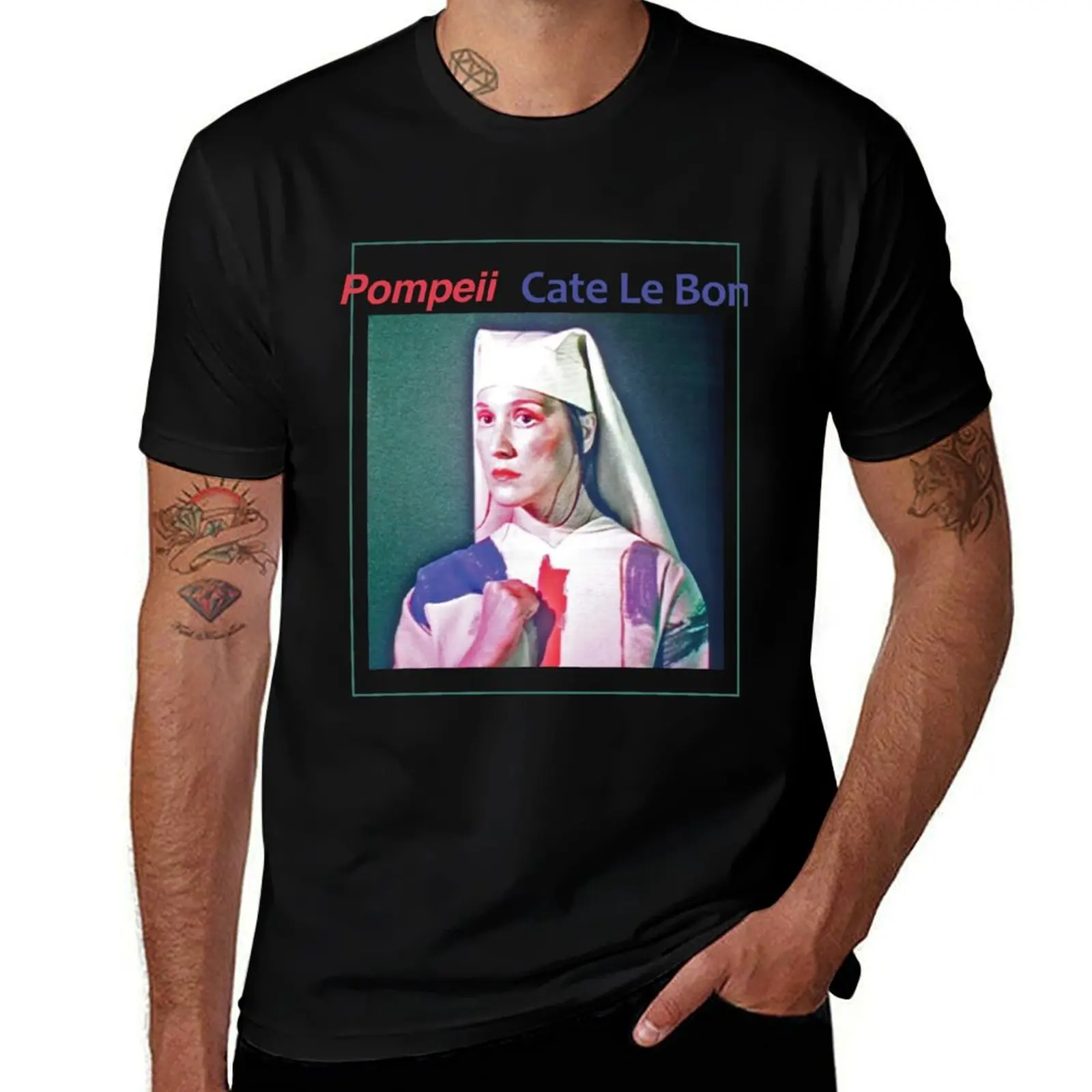 Фото Футболка Pompeii by Cate Le Bon 2022, быстросохнущая футболка для путешествий №1