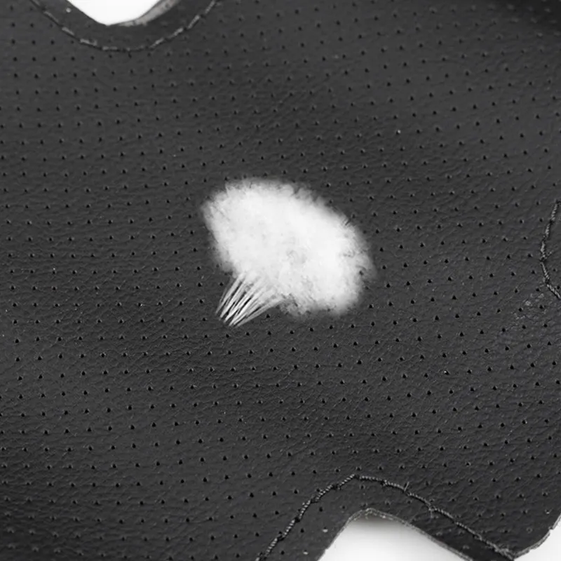 Черный кожаный чехол на руль автомобиля для Mercedes Benz W176 W246 W205 C117 C218 X218 W213 X156 X253 W166 X166