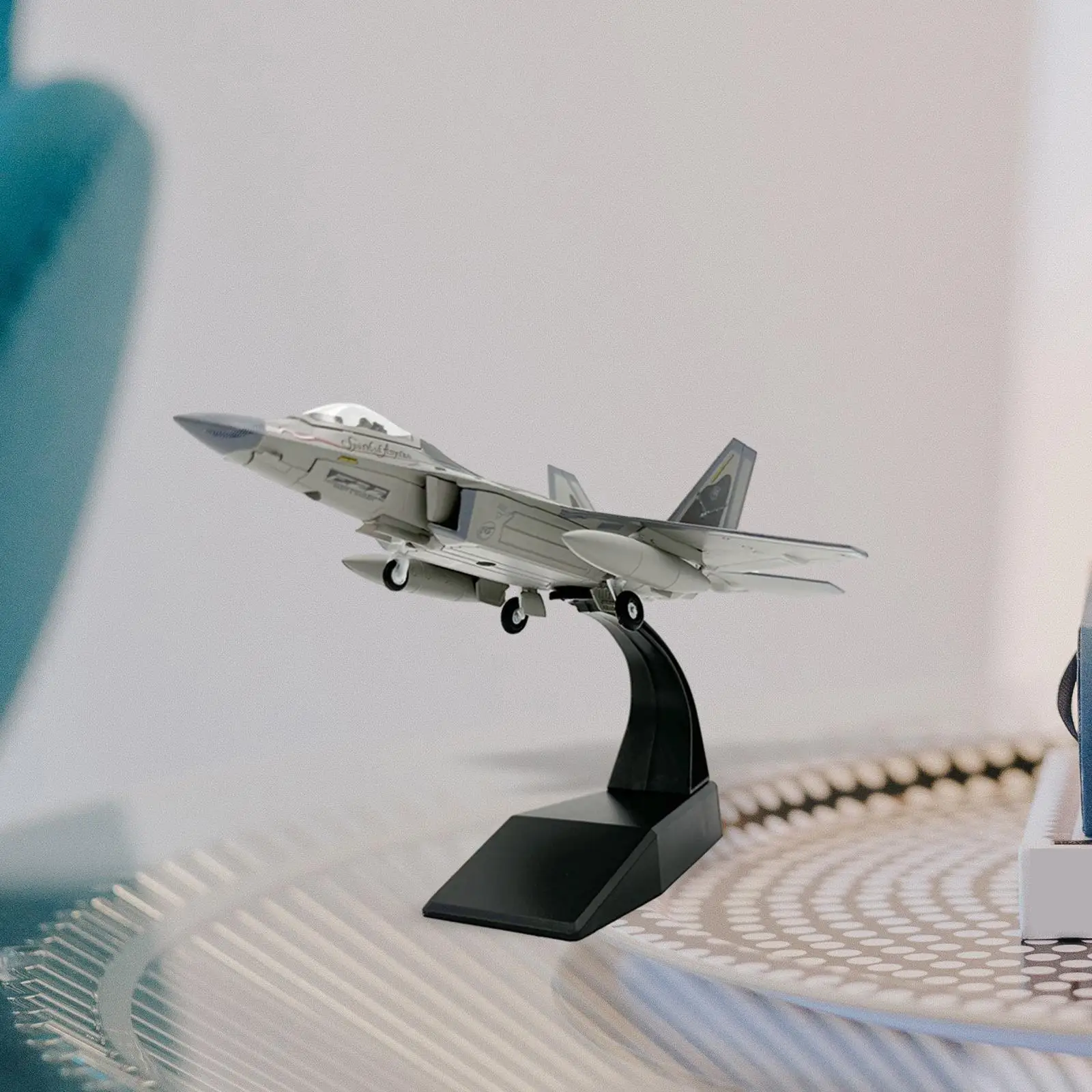 

1/100 Attack Fighter Model Adults Kids Toys Diecast Metal Model Airplane for Bookshelf Bedroom Living Room Home Countertop