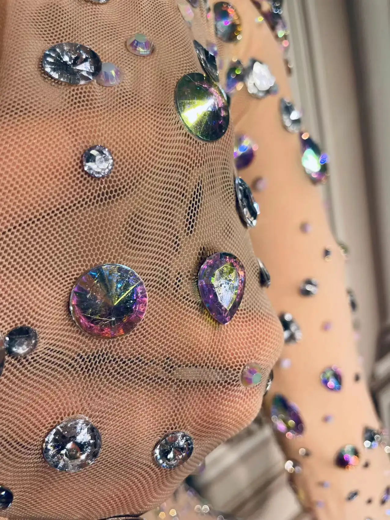 Рисунок 6 - Ручная работа, искусственная кожа