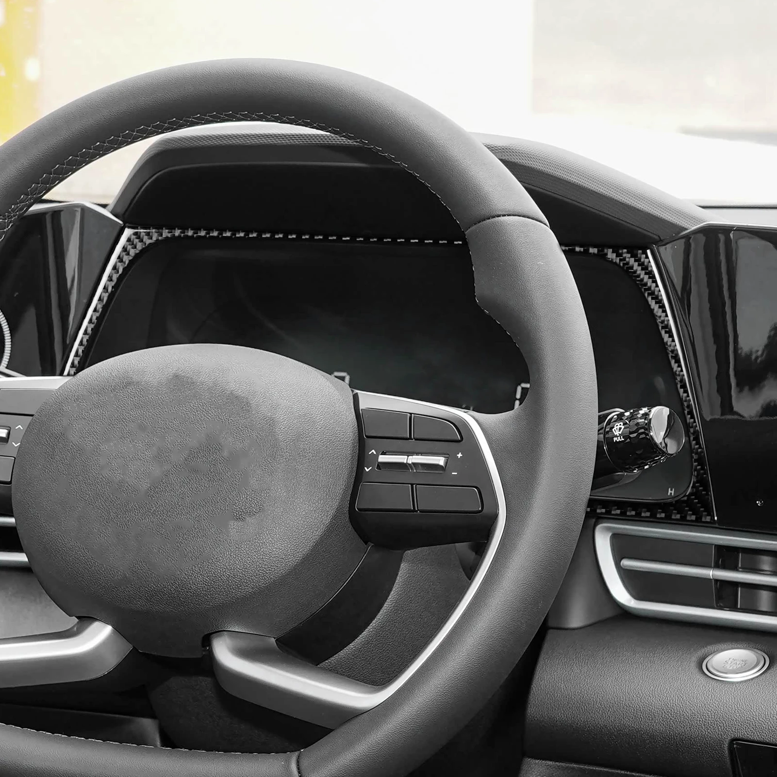 Фото Для Hyundai Elantra CN7 i30 Sedan CN7 N 2021-2026: Декоративная рамка приборной панели из углеродного волокна, наклейки для тюнинга интерьера №3