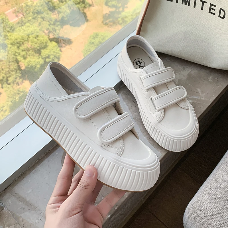 

Женские туфли в стиле ретро, маленькие универсальные туфли на толстой подошве, повседневные нишевые туфли с печеньем, весна